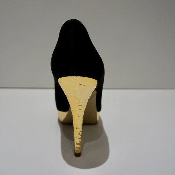 Enzo Angiolini Peep Toe Platform Pumps - Black Suede & Gold - Size 7.5 - Picture 6 of 8